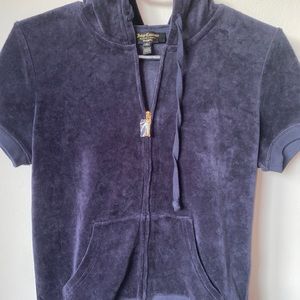 Sleevless juicy couture tracksuit